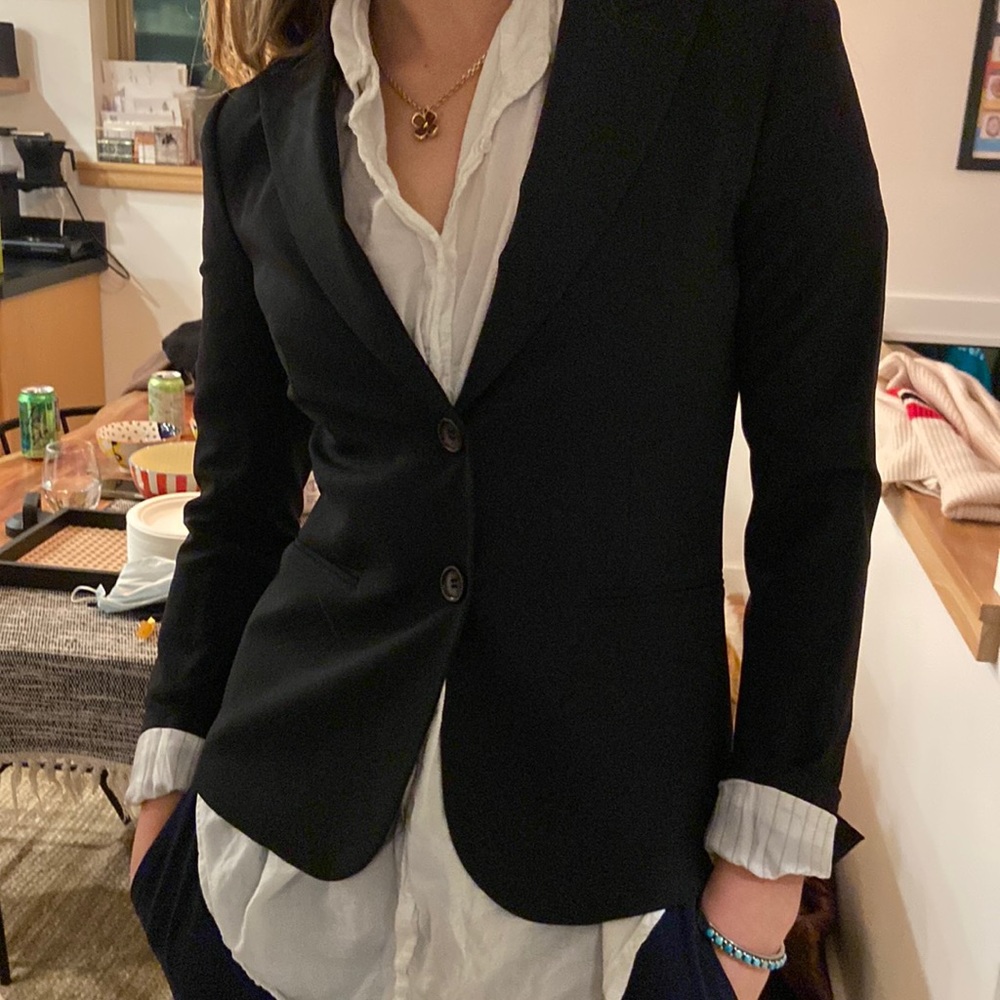 Theory blazer never worn!!!